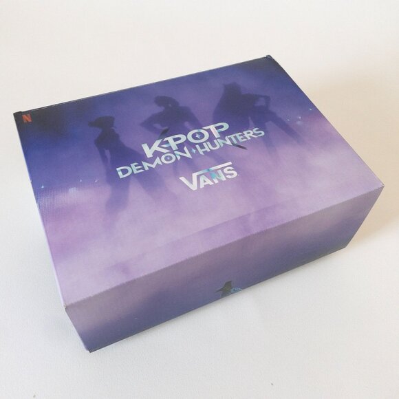 NEW KPop Demon Hunters x Vans Big Kids SK8-Hi Shoe Size 3.5 Golden Huntrix - Picture 2 of 10